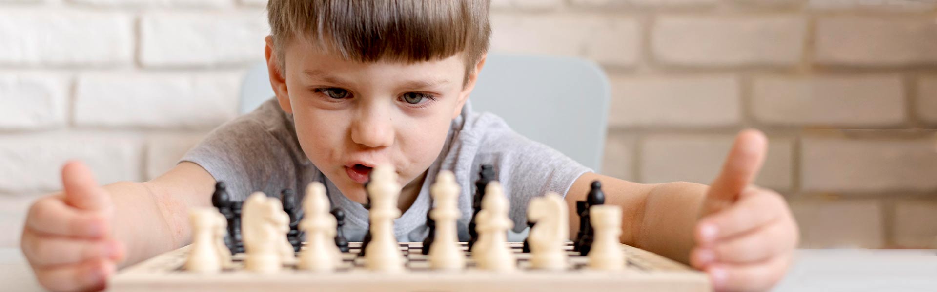 Chess Lessons for Beginners | United Kingdom
